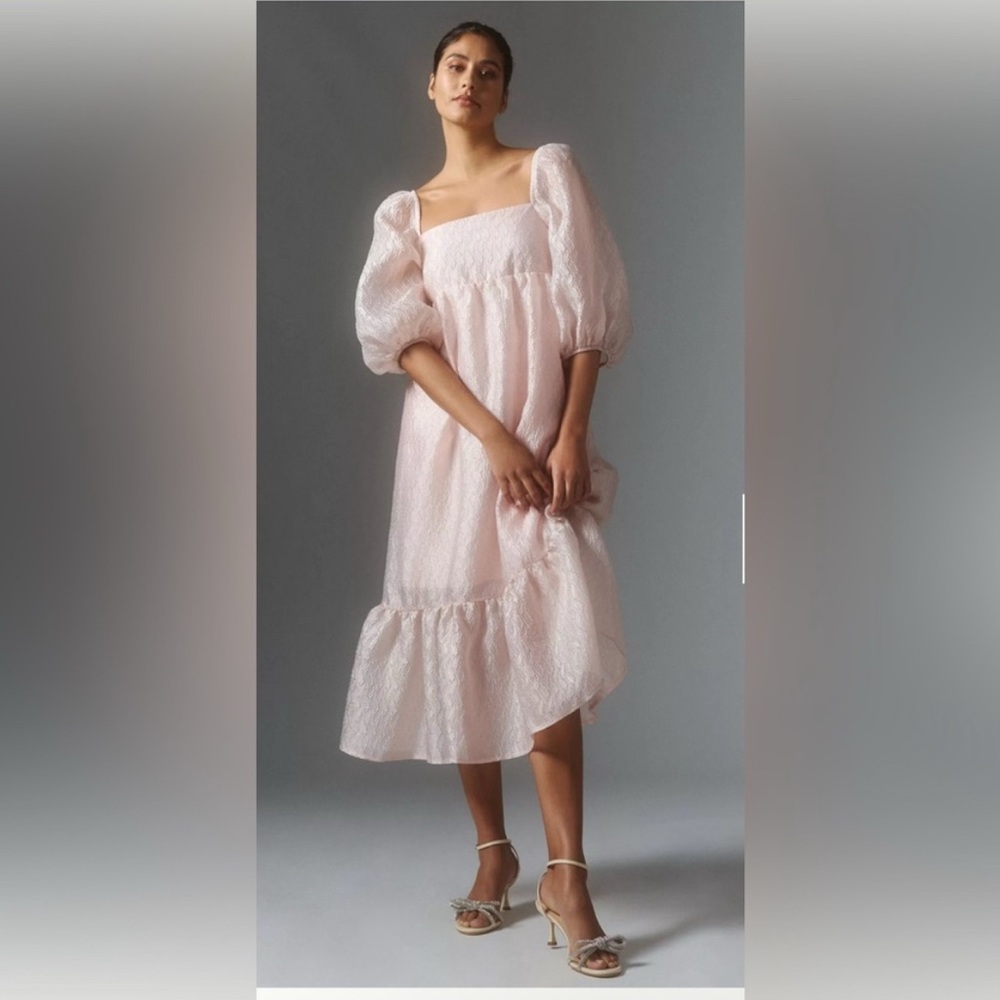 Anthropologie Textured Puff-Sleeve Midi Dress large ballet pink $168